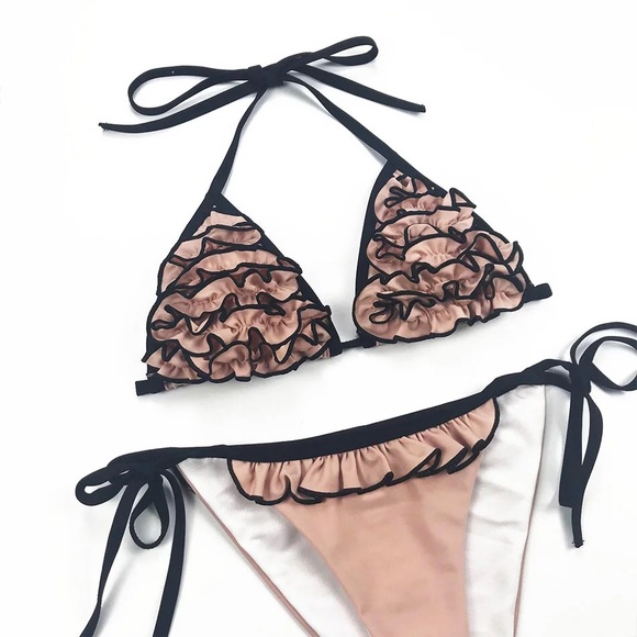 🖤Capri Sands Ruffle Bikini Set🖤 - Picture 6 of 7